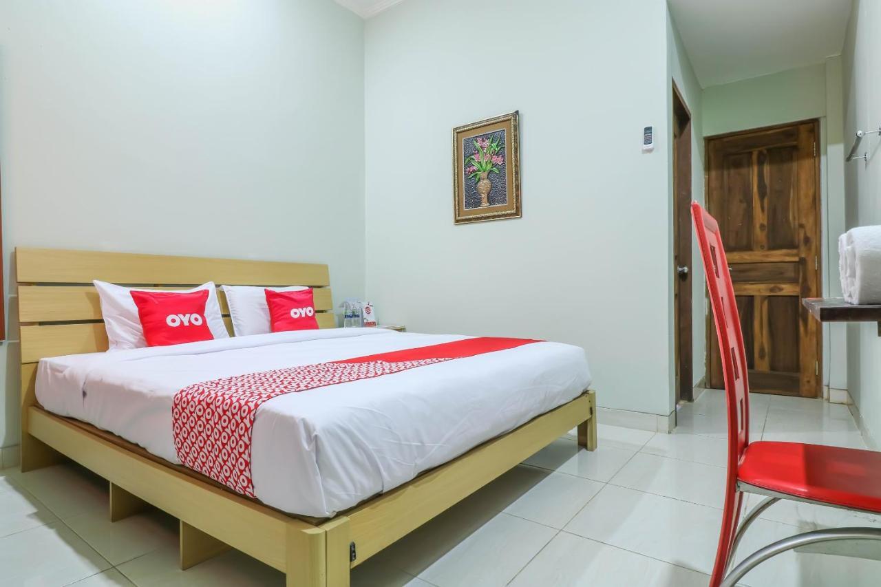 Oyo 1670 Likko Inn Denpasa Buitenkant foto