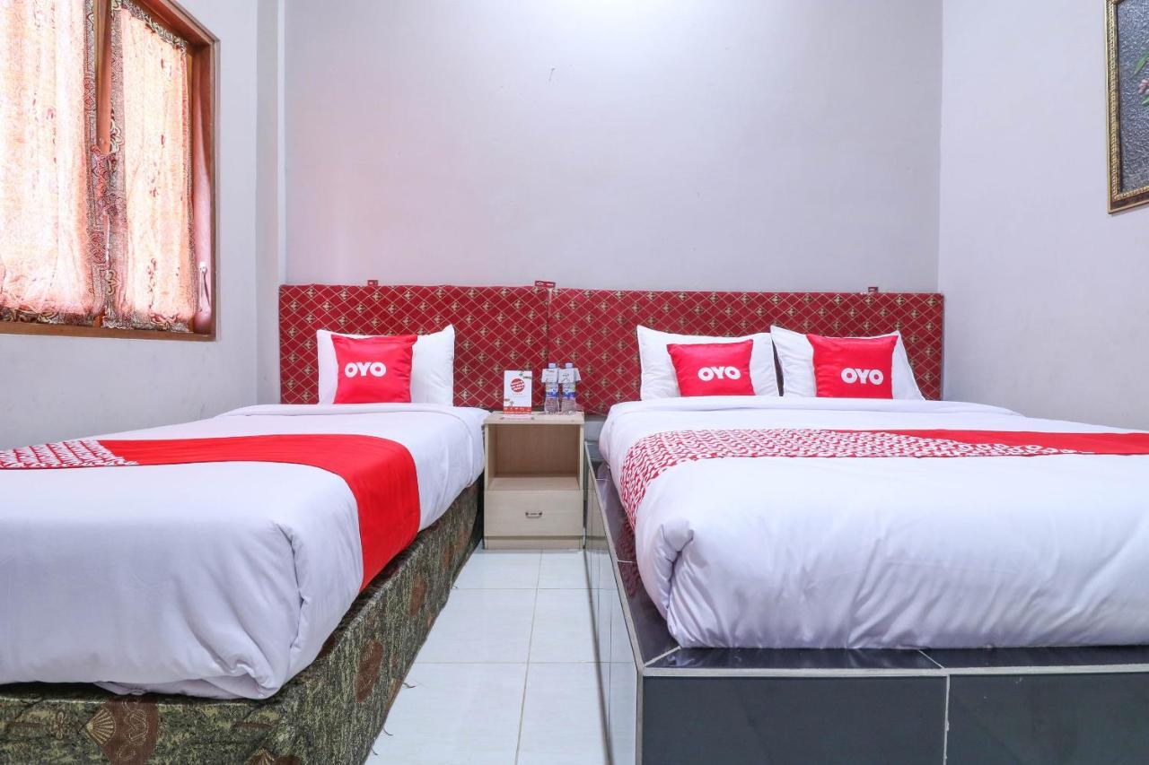 Oyo 1670 Likko Inn Denpasa Buitenkant foto
