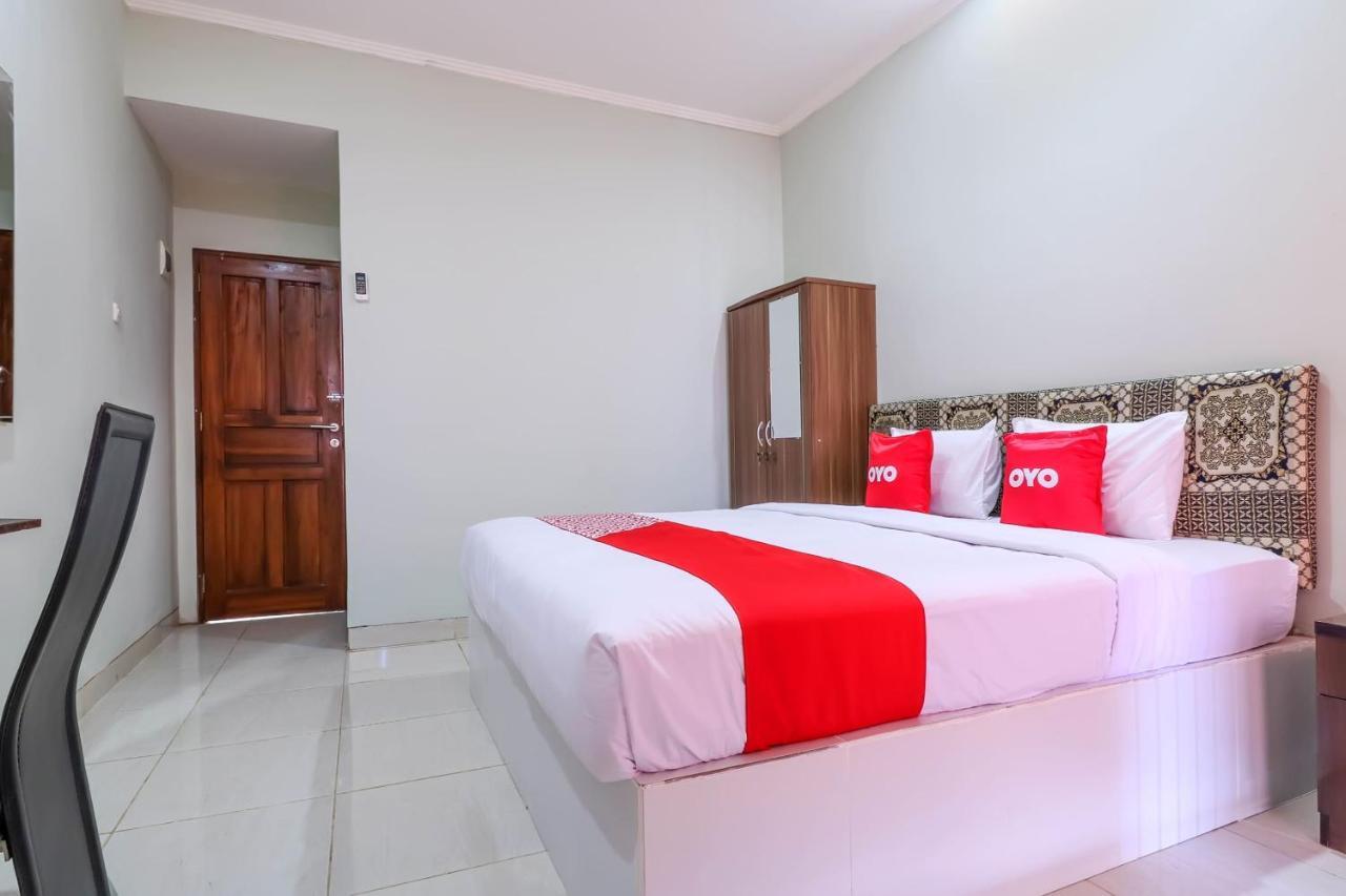 Oyo 1670 Likko Inn Denpasa Buitenkant foto