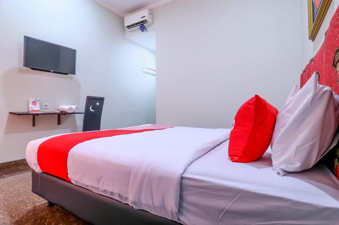 Oyo 1670 Likko Inn Denpasa Buitenkant foto