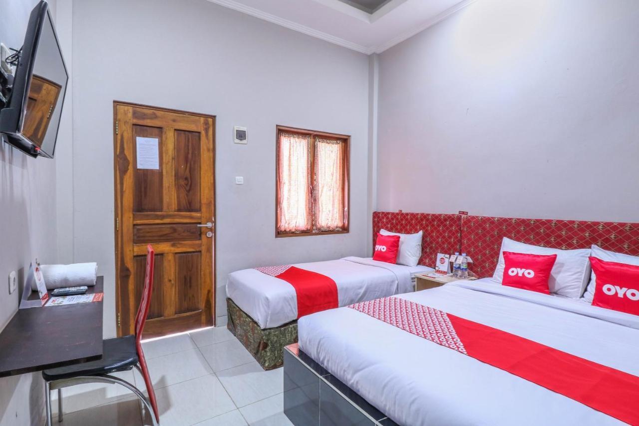 Oyo 1670 Likko Inn Denpasa Buitenkant foto